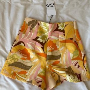 NWT Zara high waisted print shorts